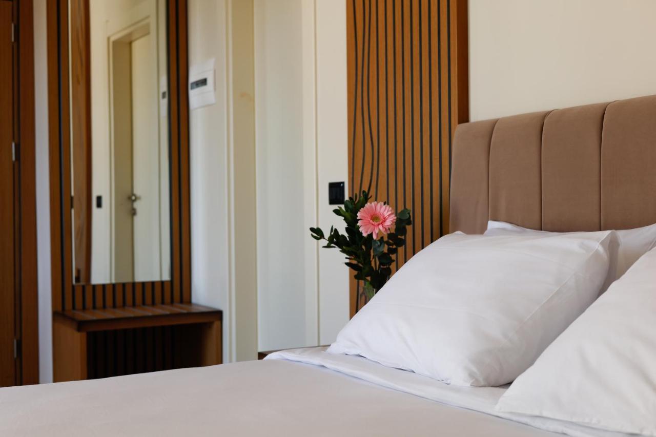 Valza Boutique Hotel Vlore Exterior photo