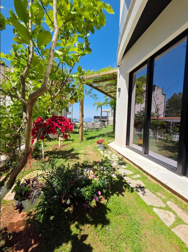 Valza Boutique Hotel Vlore Exterior photo